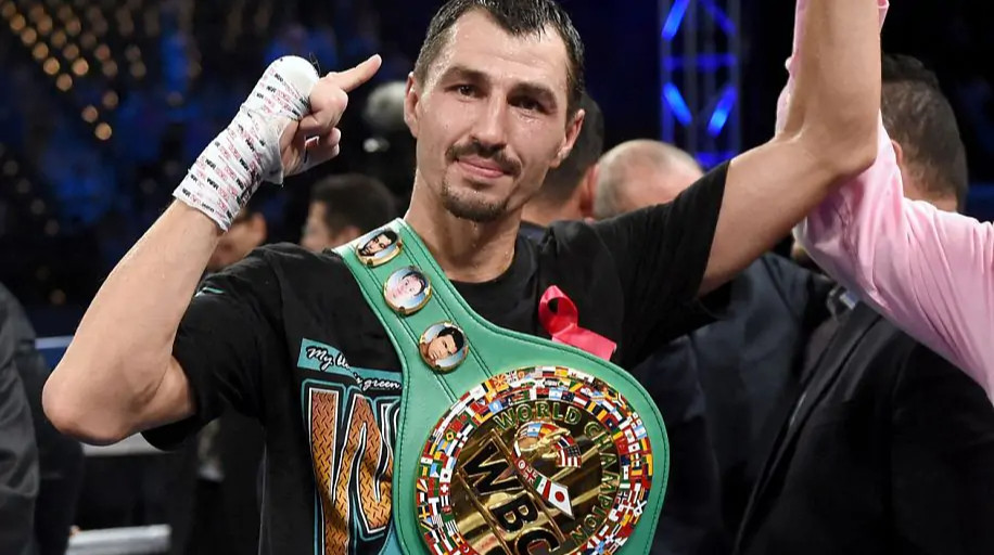 У будинок колишнього чемпіона WBC Постола влучив шахед