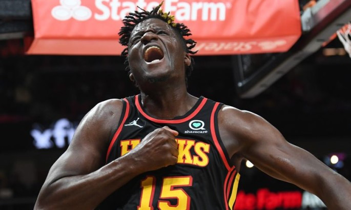 Центровий Атланти повторив досягнення Дікембе Мутомбо