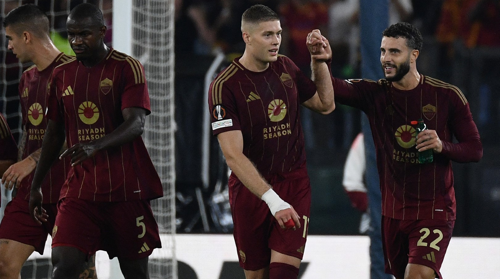 Футболіст Артем Довбик