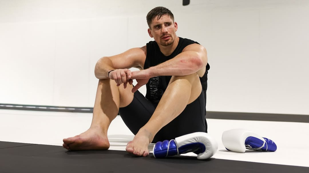 Верховену дадут болезненный урок: Белью предостерёг кикбоксера перед боем с Усиком