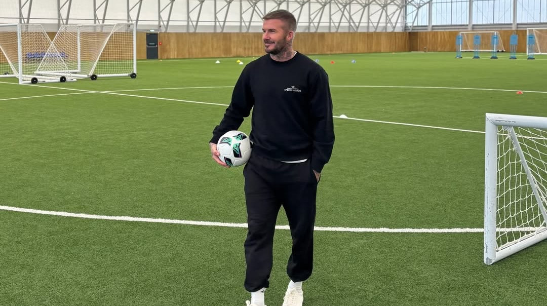 Він привніс у клуб спокій, – Бекхем оцінив роботу Карріка на чолі Манчестер Юнайтед