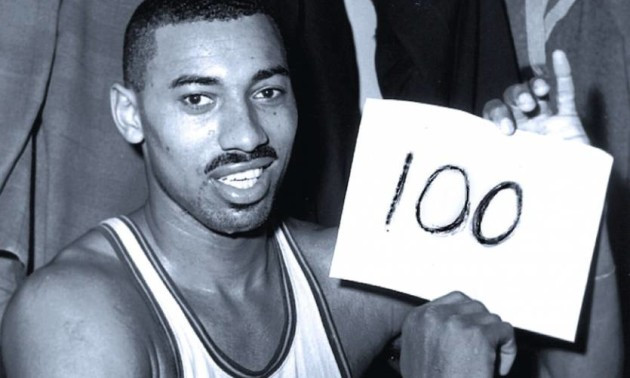 58 років тому легендарний Чемберлен набрав 100 очків у матчі НБА