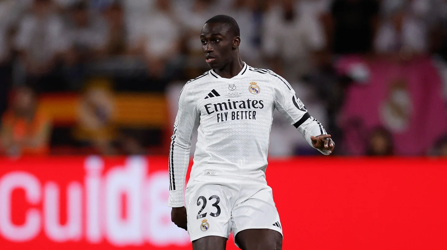 Реал втратив ще одного захисника після матчу з Барселоною