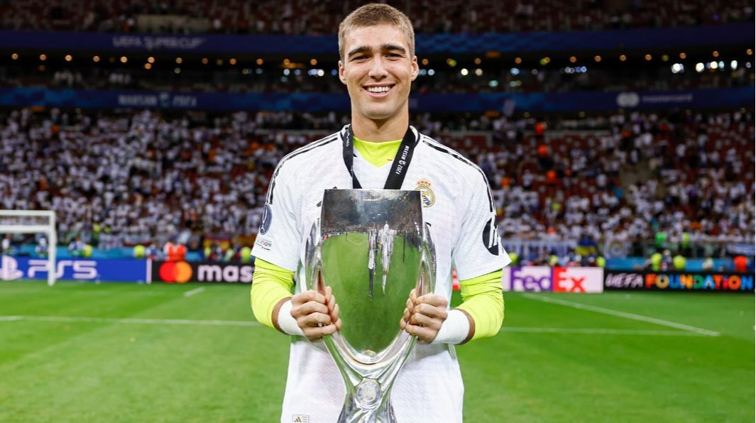 Лунин и Куртуа могут получить неожиданного конкурента за место в основе – СМИ