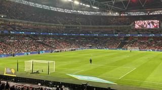 Перемогли Англію і прибрали за собою: японці фанати підкорили соцмережі своєю вихованістю