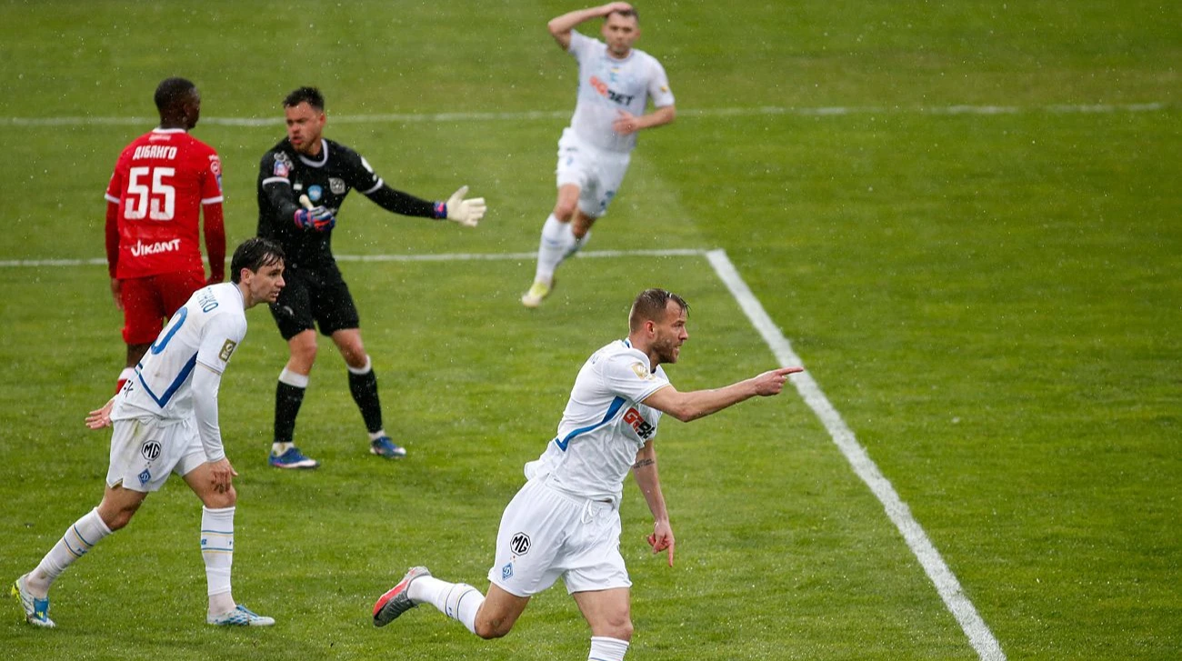 Ярмоленко перетнув позначку в 120 голів та майже наздогнав Реброва у списку найкращих бомбардирів УПЛ