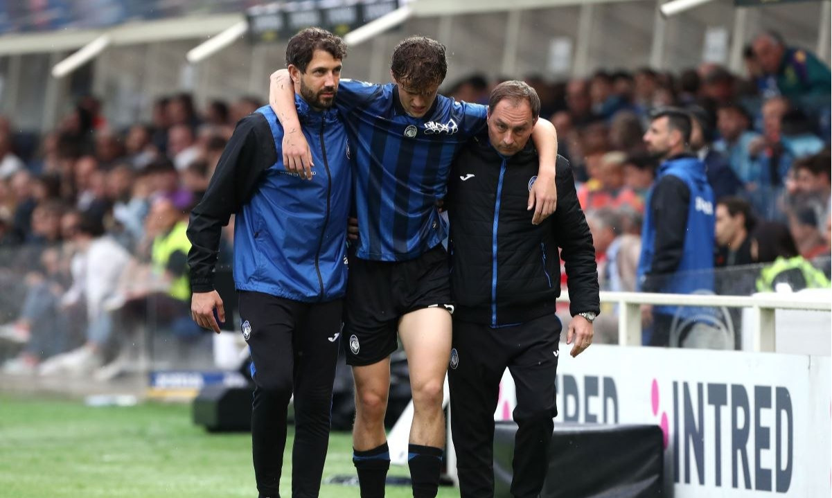 Проклятие последнего тура Серии А: молодой защитник Аталанты получил серьезную травму