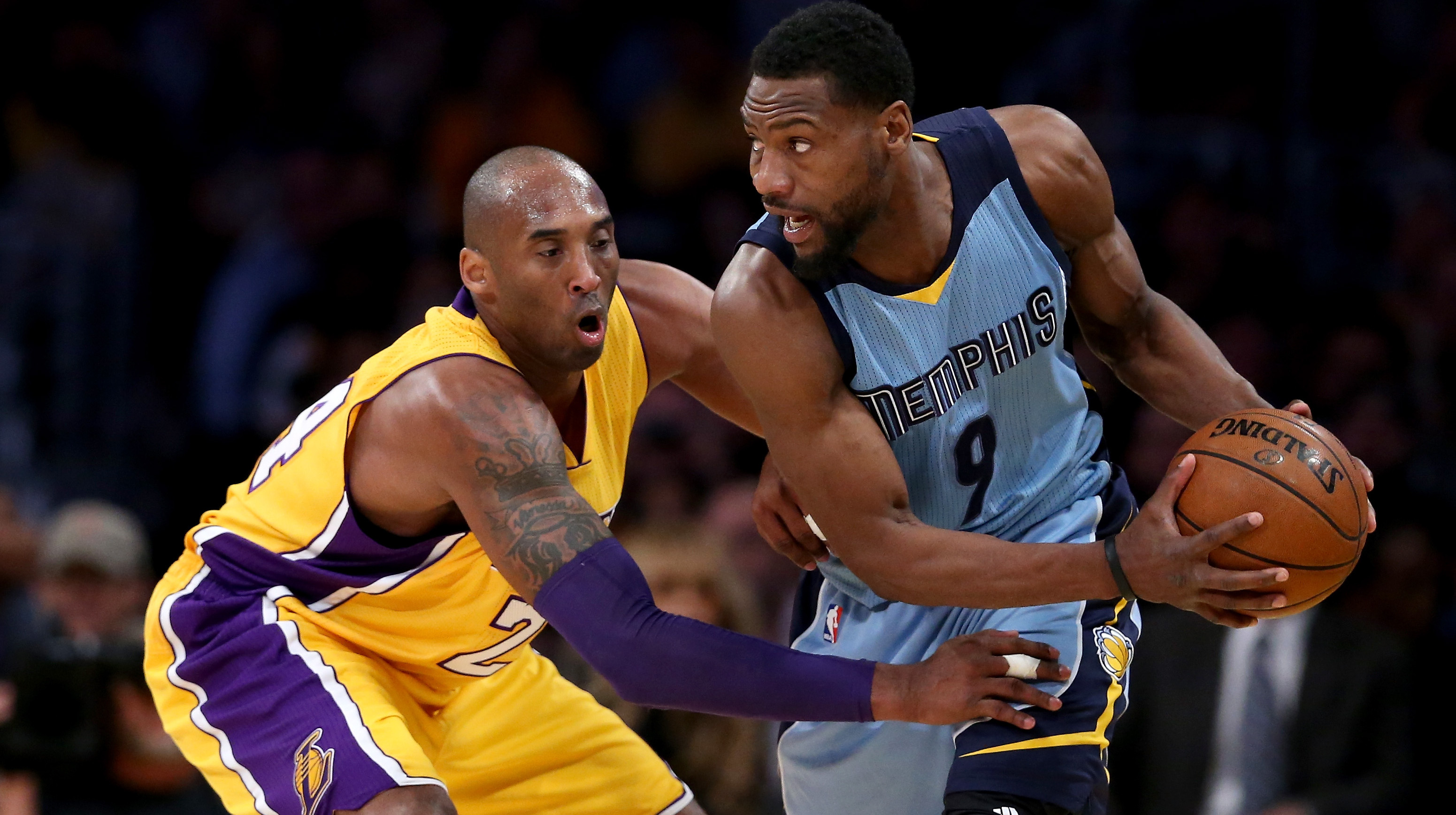 Кобі Браянт та Тоні Аллен