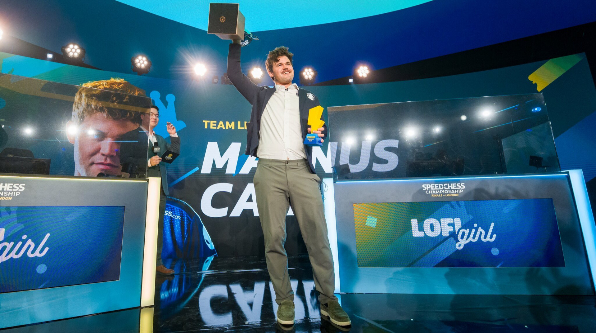 Карлсен втретє поспіль виграв Speed Chess Championship і здобув Кубок Народицького