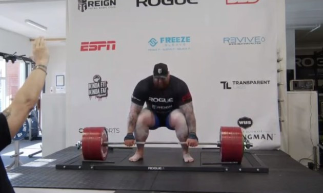 Відео дня. Ісландський актор підняв 501 кг - це новий світовий рекорд