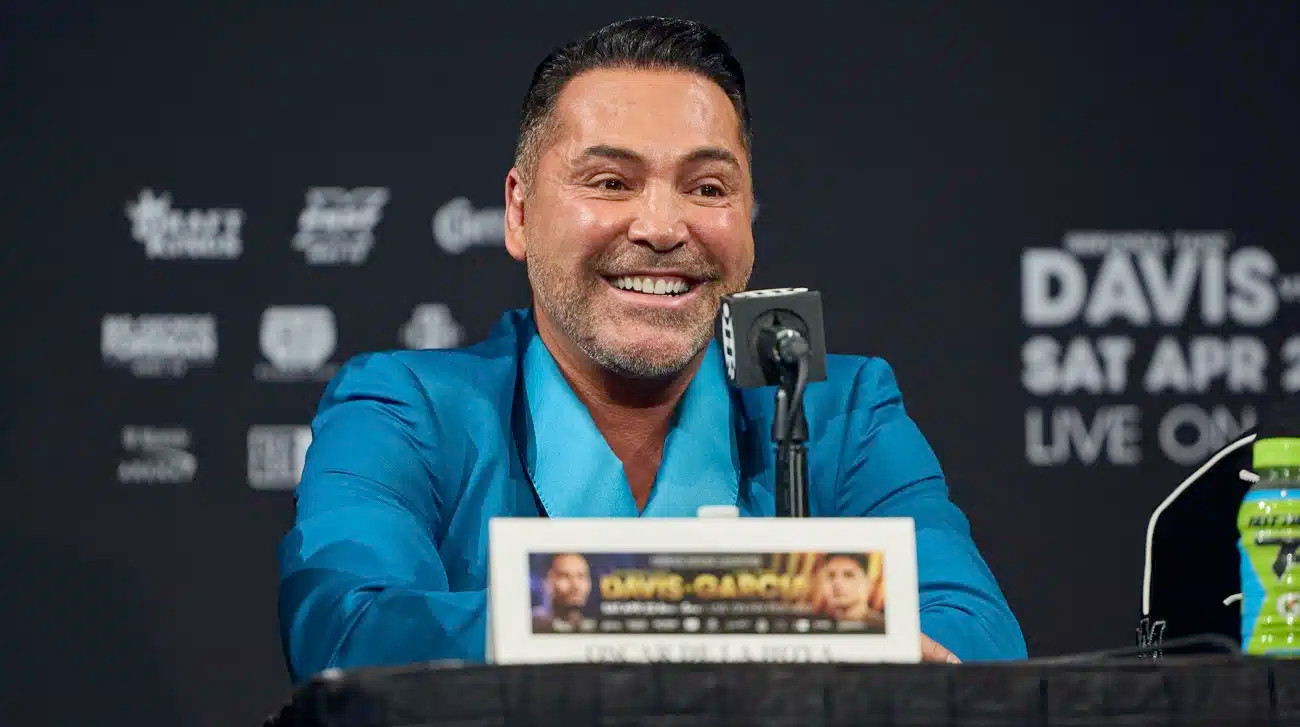 Де Ла Хойя: Кроуфорд виставив Канело дурнем