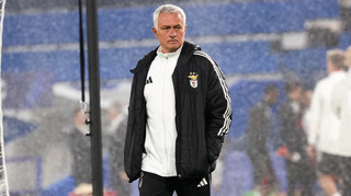 До сліз: Моурінью зустрівся з прессекретаркою Челсі, яка працює в клубі майже 50 років