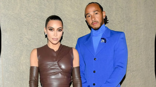 Легендарний пілот Формули-1 закрутив роман із Кім Кардаш’ян: інсайдери розкрили деталі