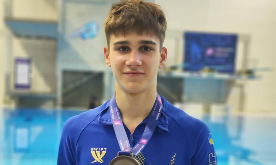 Мірза виборов бронзу чемпіонату Європи зі стрибків у воду