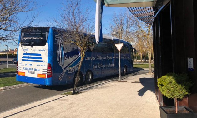 Алавес проїхав до Мадриду 700 кілометрів на автобусі