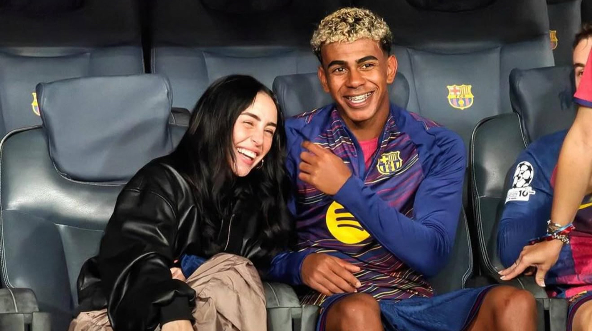 Не из-за измены: звездный вундеркинд Барселоны объявил о расставании с девушкой