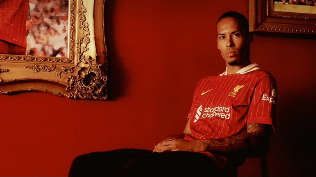 Это было неуважение: Ван Дейк защитил Слота после провокационного вопроса об Алонсо