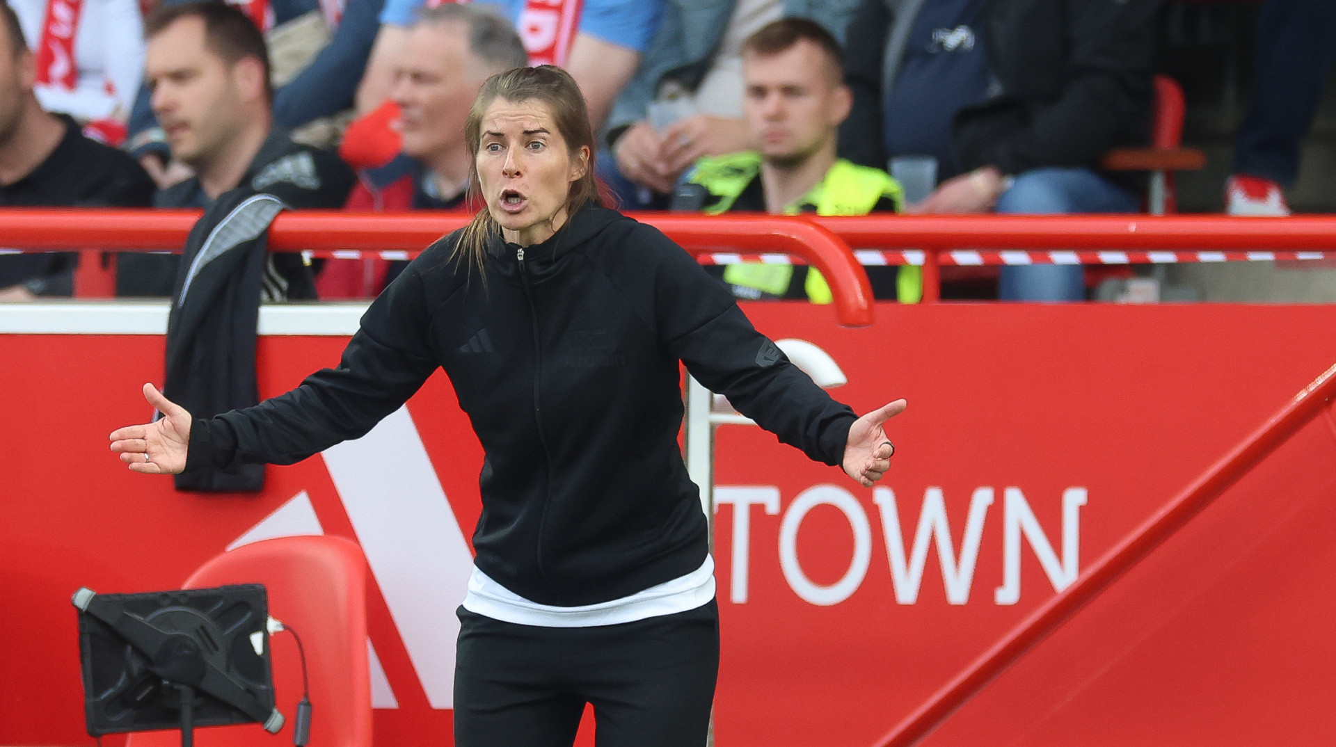 Надеюсь, она не станет исключением: экс-звезда Баварии – о первой женщине, возглавившей клуб Бундеслиги