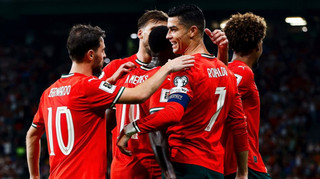 Роналду вшанував пам'ять Жоти: подарував усім гравцям збірної Португалії унікальний годинник