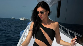 Українська зірка фігурного катання похизувалася ефектними знімками з відпочинку на яхті