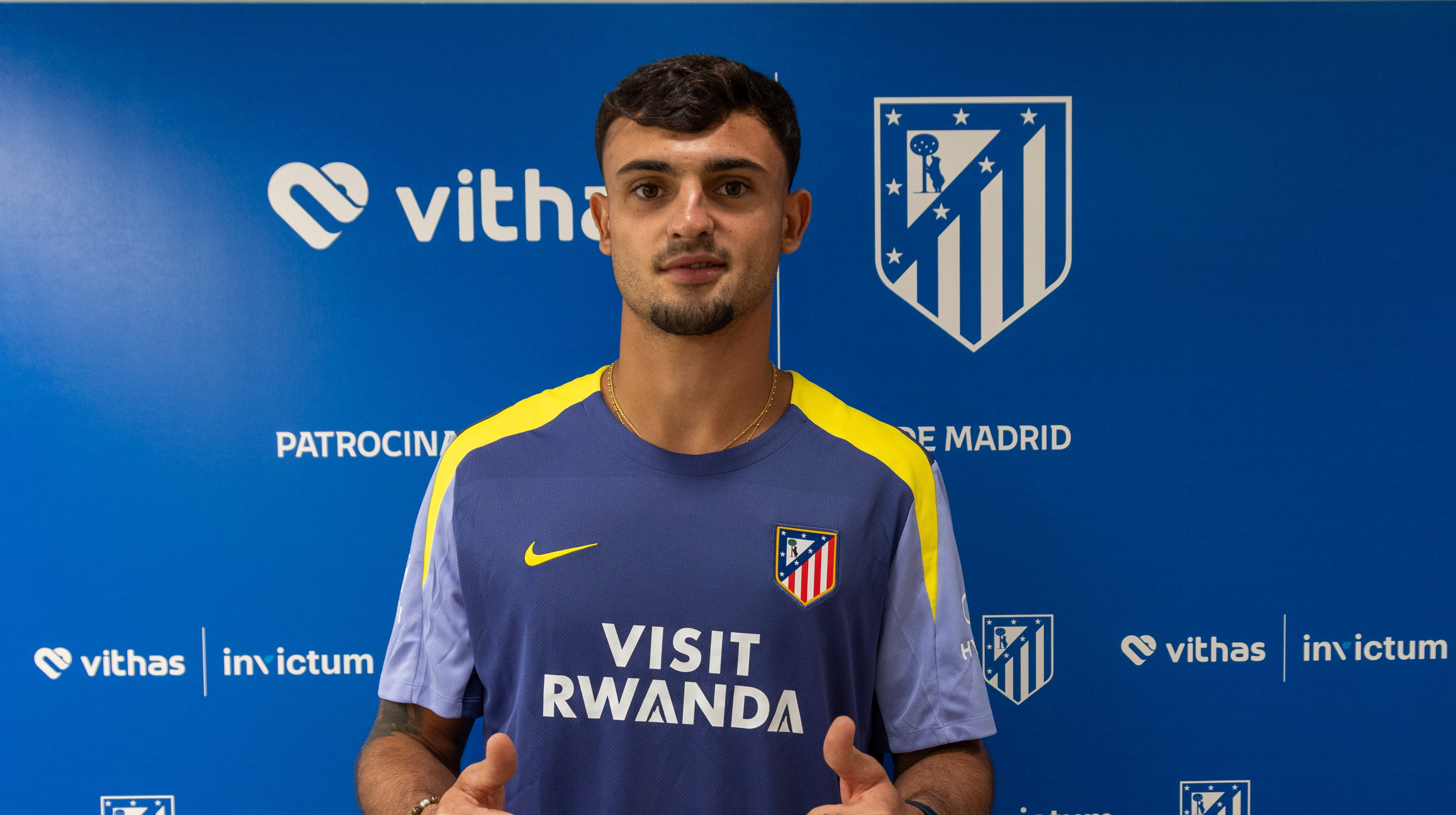 Атлетико подписал защитника молодежной сборной Испании