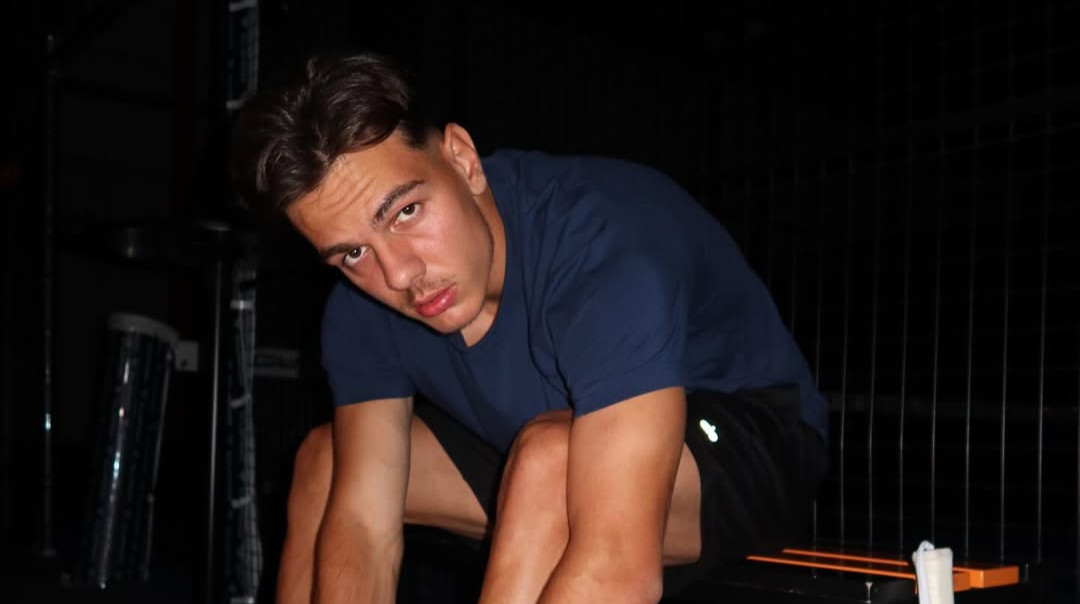 Ардон Яшарі