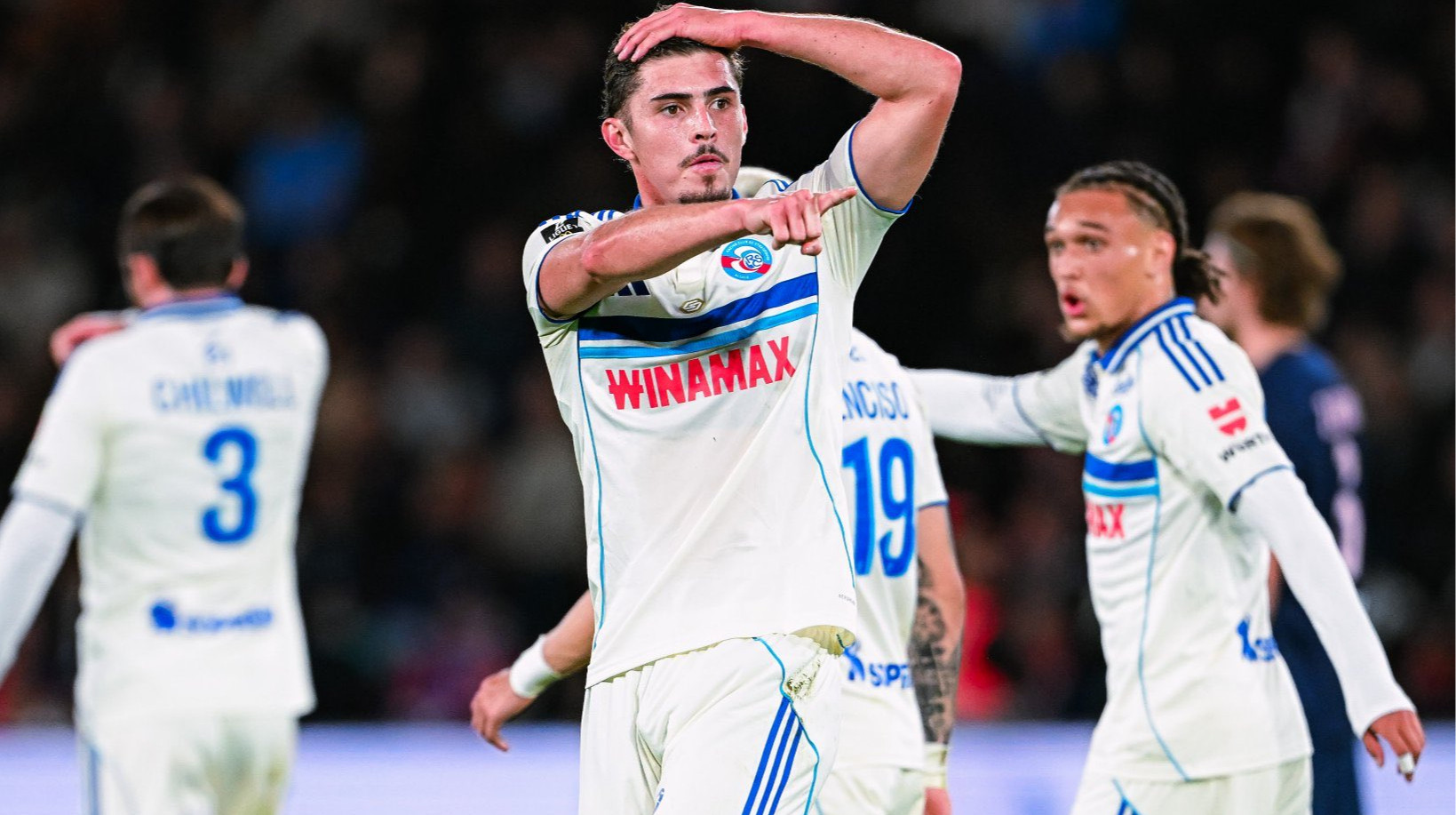 ПСЖ із Забарним врятувався від поразки Страсбуру в стартовому матчі 8 туру Ліги 1