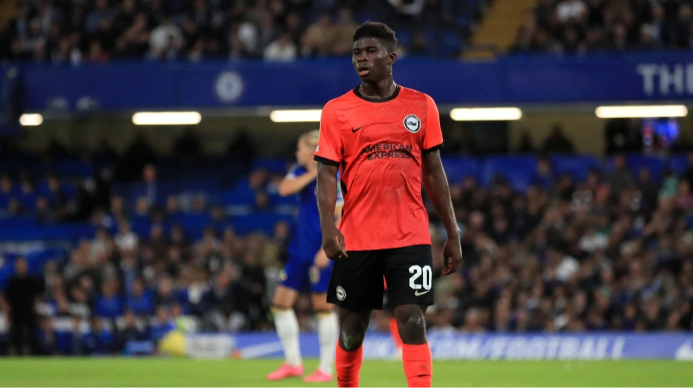 Полузащитник Брайтона травмировался в матче Камеруна против Габона