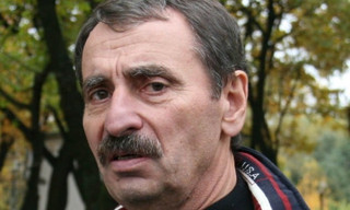 Посадили президента федерації та 5 його заступників, один наклав на себе руки, – як українець тренував у Китаї команду мафіозі