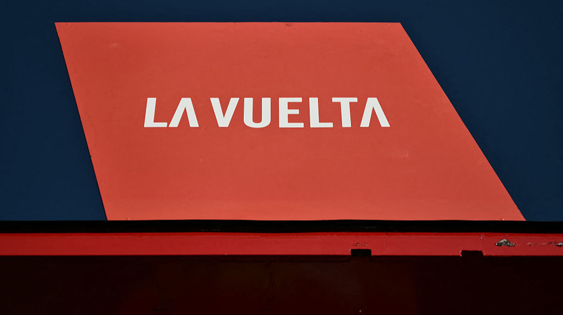 Старт у Монако, багато спеки та гір. Яким буде маршрут Вуельти-2026