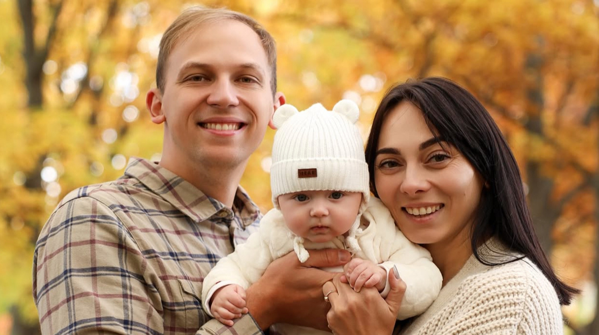 Бронзова призерка Олімпійських ігор поділилася милими родинними кадрами з ботанічного саду