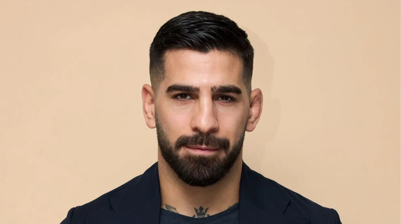 Чемпіон UFC назвав найкращих боксерів світу: у топі опинилися одразу двоє українців