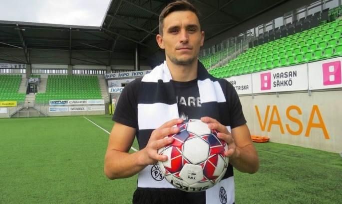 Інгулець переглядає ексголкіпера збірної Вірменії