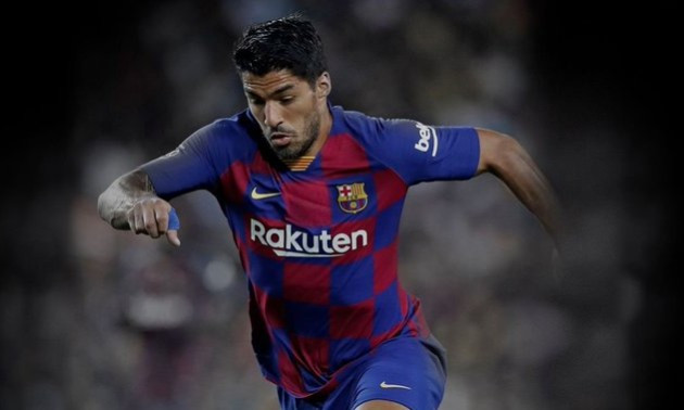 Барселона узгодила розірвання контракту з Суаресом