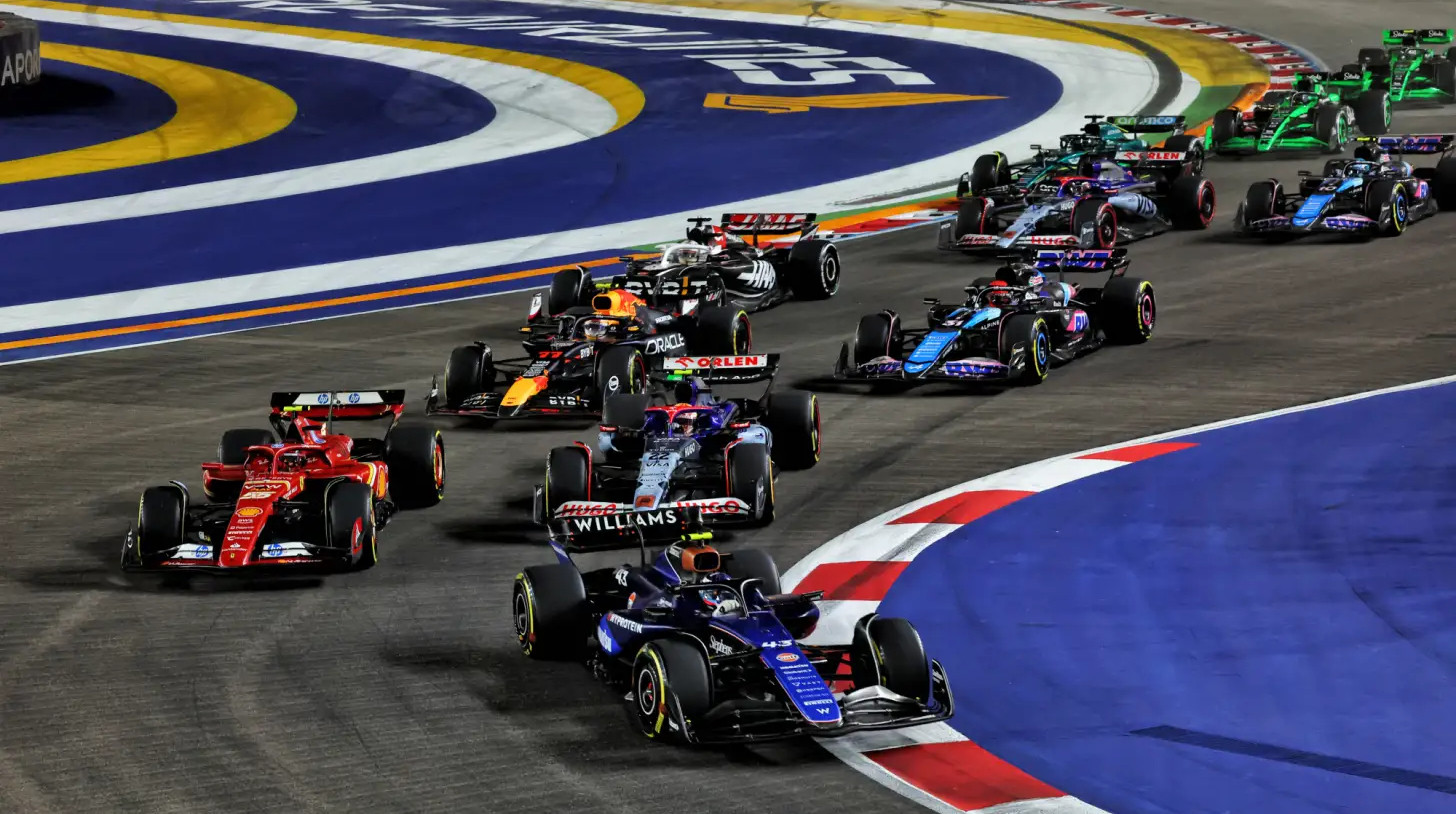 Попытка сделать интереснее: ФИА внесла значительное изменение для Гран-при Сингапура-2025