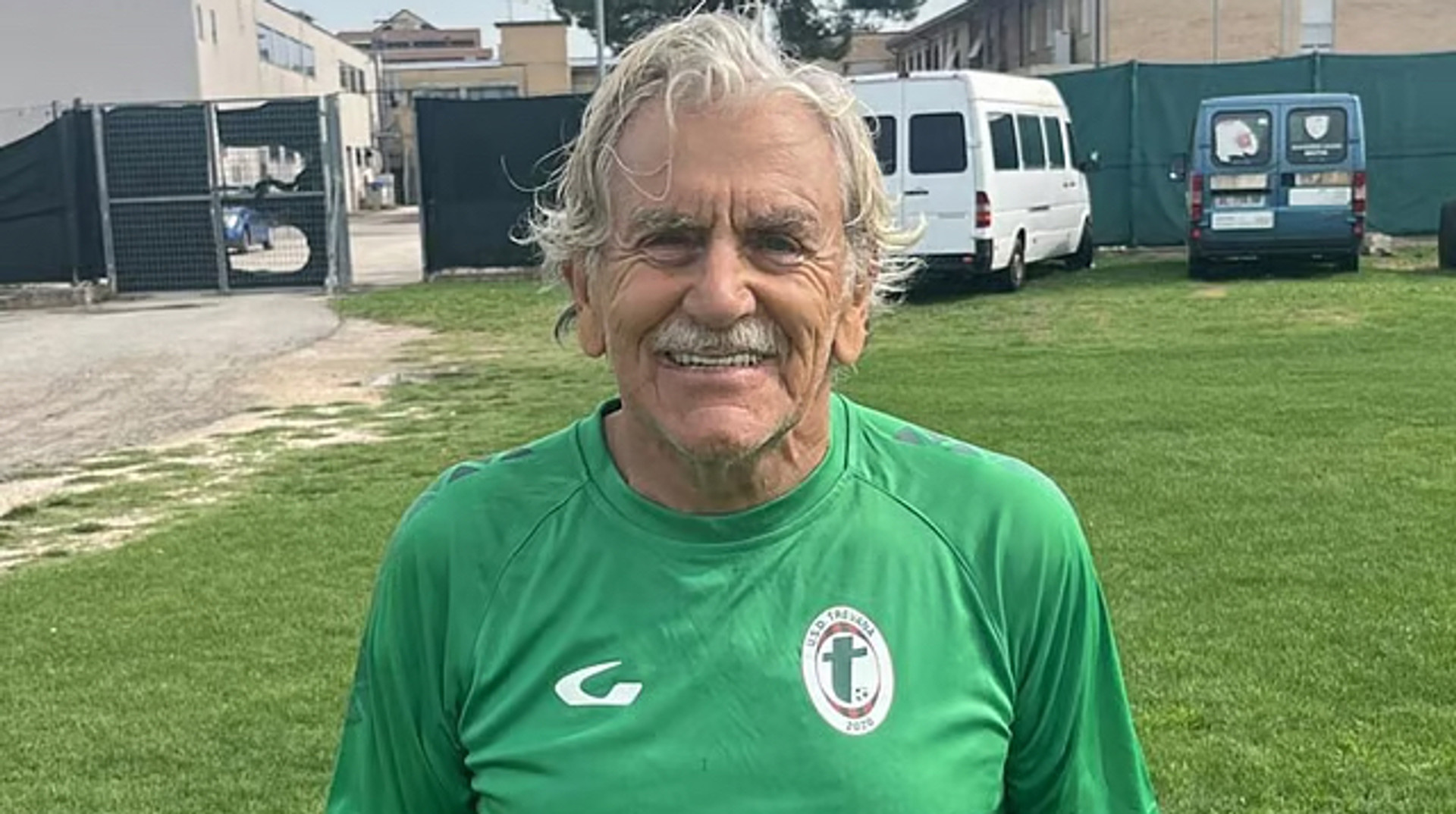 Пропустив 5 голів, але став легендою: 82-річний голкіпер увійшов в історію італійського футболу