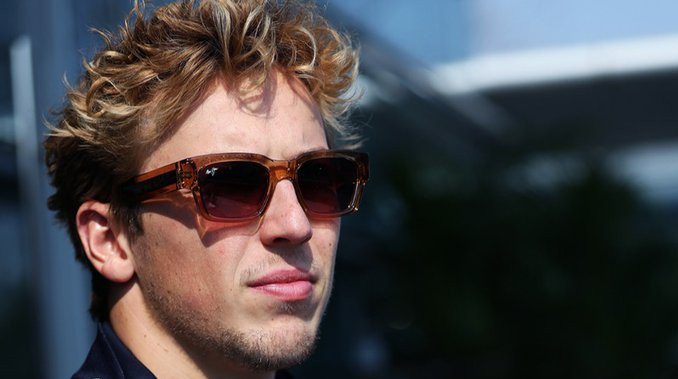 Пілот Формули-1 зробив пожертву на дослідження раку молочної залози