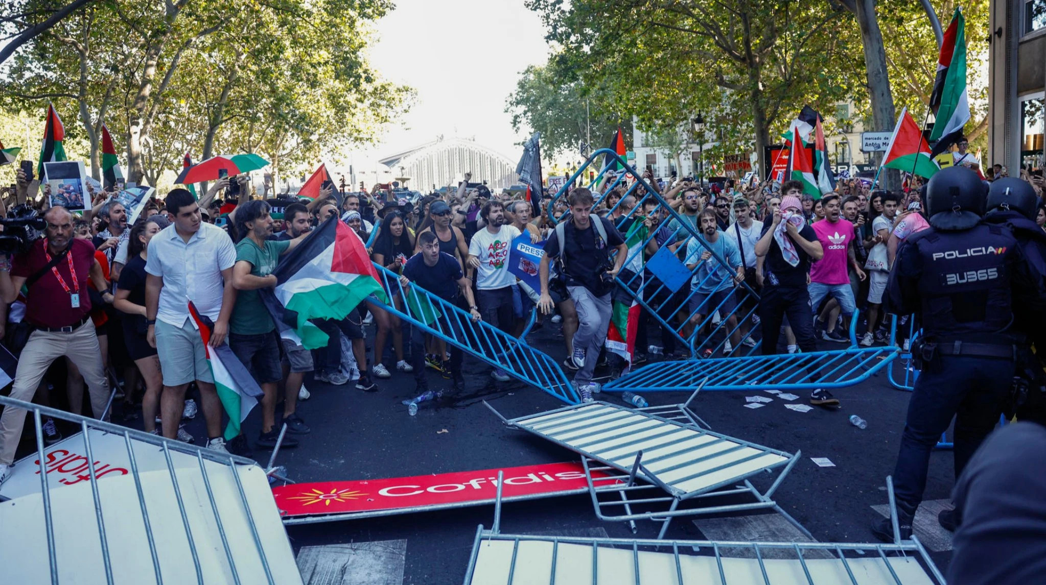 Арестован один из пропалестинских активистов, который протестовал во время Вуэльты-2025