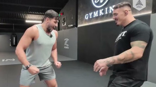 Звезда UFC отбил ногу брату Тайсона Фьюри во время челленджа