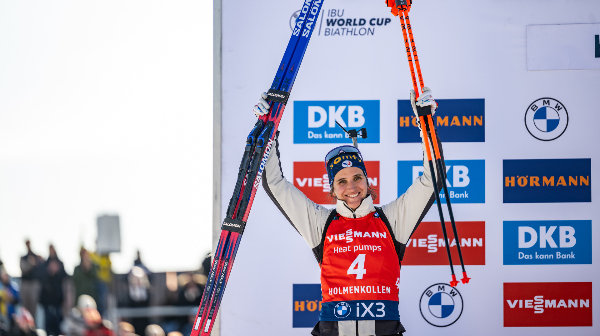 Сімон вдруге в кар'єрі виграла кришталевий глобус у масстартах