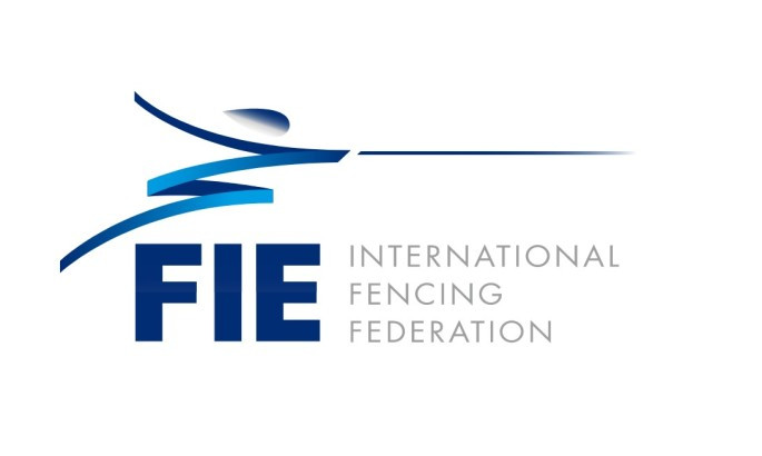 Міжнародна федерація фехтування прийняла рішення про допуск росіян