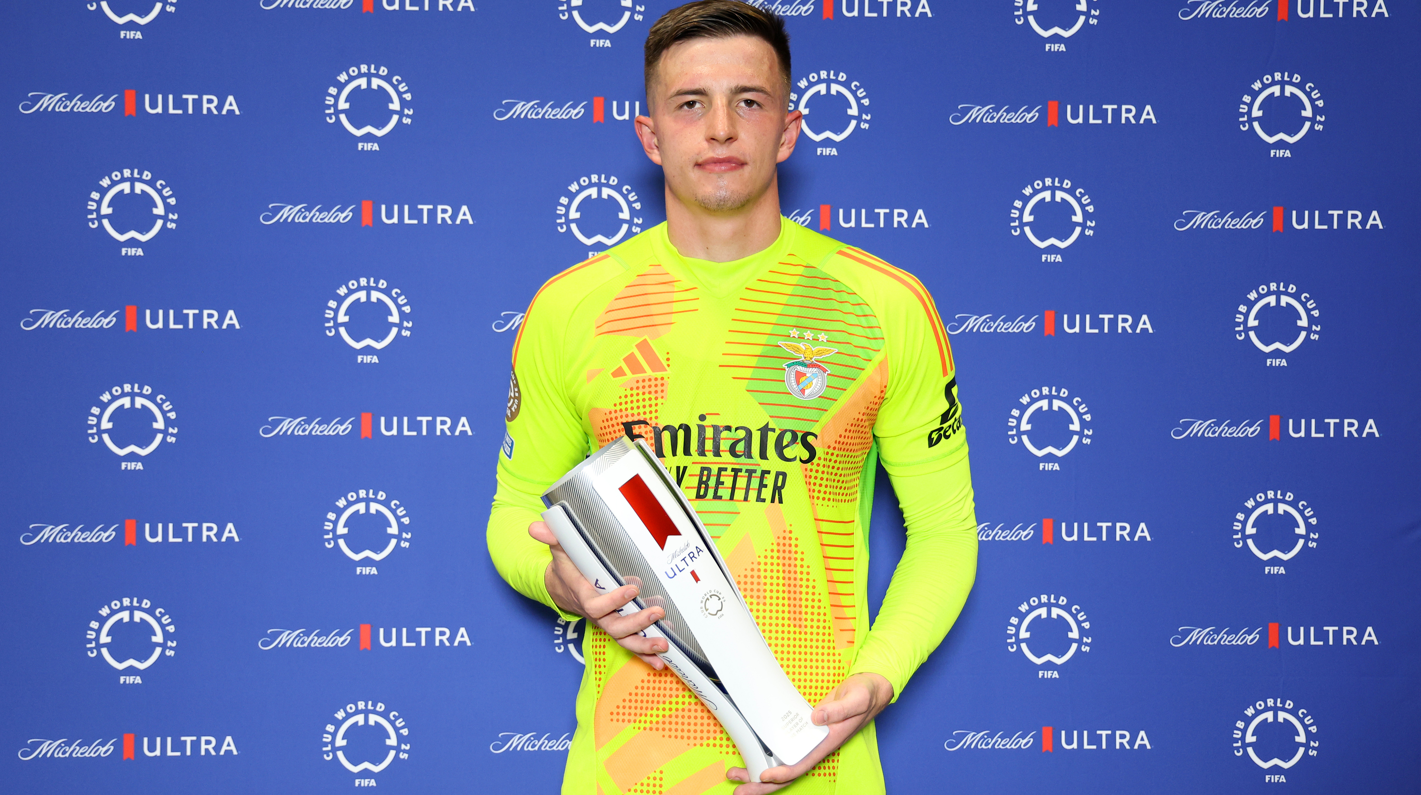 Трубин стал игроком матча Бенфика – Бавария на клубном чемпионате мира