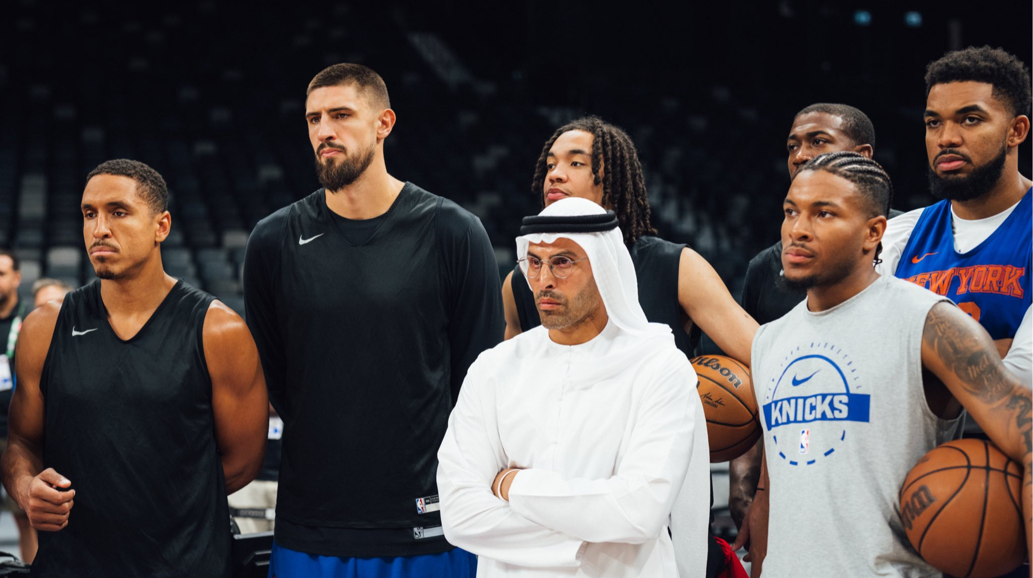 Нью-Йорк переміг Філадельфію у першому передсезонному матчі, Лень набрав 5 очок у дебюті за Нікс