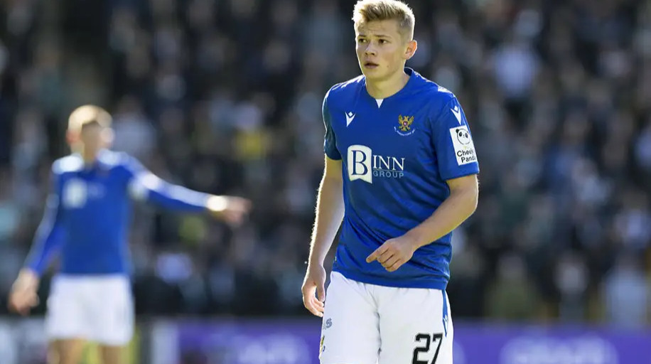 Шотландський клуб оголосив про відхід українського півзахисника