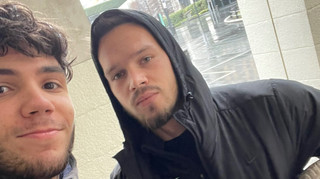 Заядлый фанат встретился с Мудриком в Лондоне: парень попросил Михаила вернуться к выступлениям за Челси