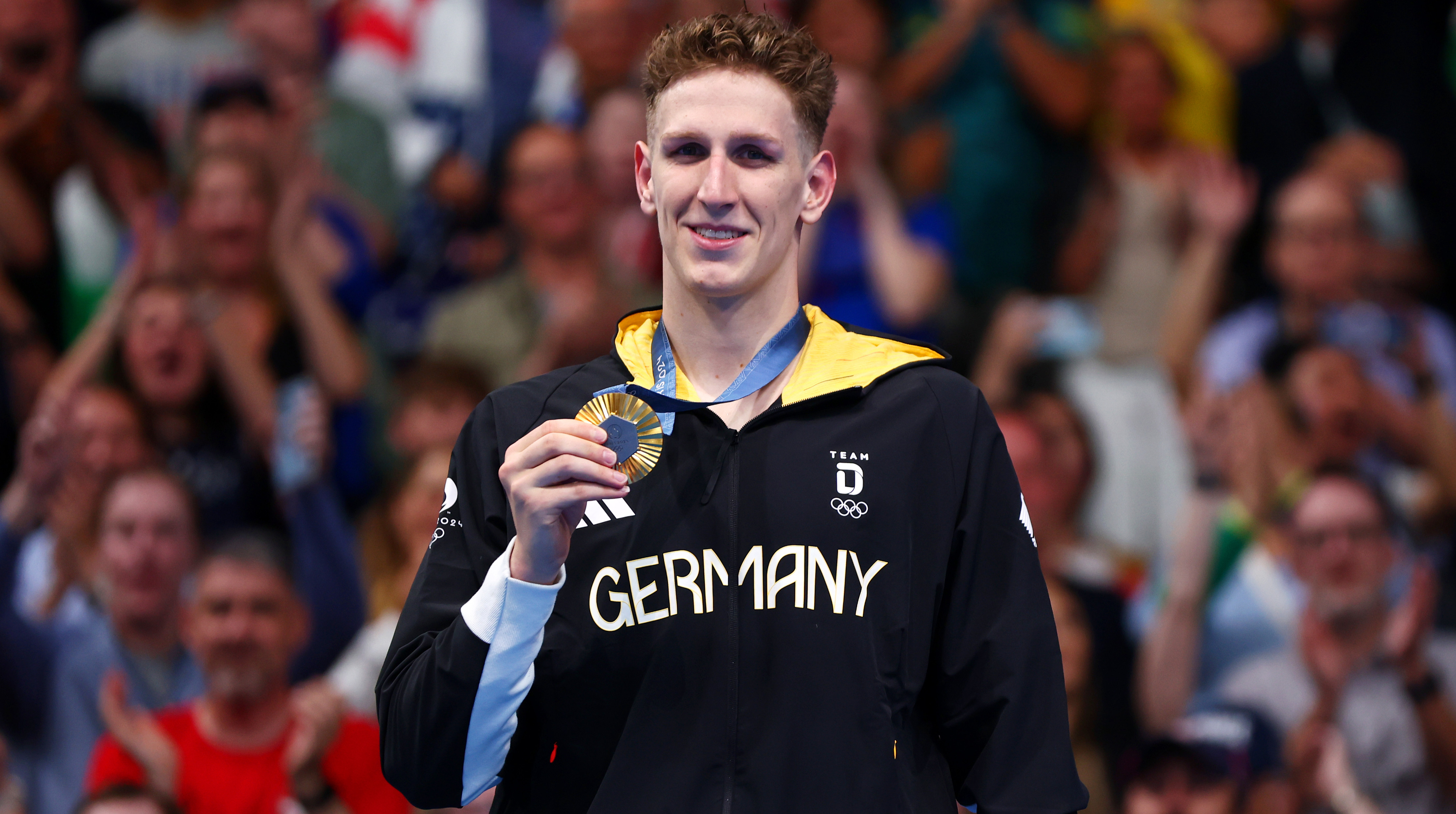 Лукас Мертенс