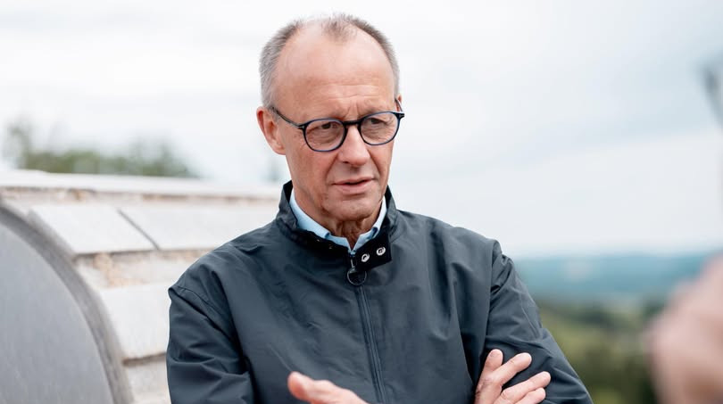 Канцлер Мерц відреагував на сенсаційний успіх німецького спортсмена на Тур де Франс-2025