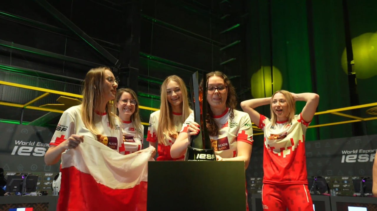 NAVI приложили руку: сборная Польши победила на IESF Female World Esports Championship 2024