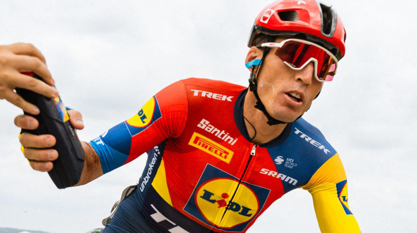 Пілот MotoGP з переломом зійшов із дебютної велогонки на третьому етапі