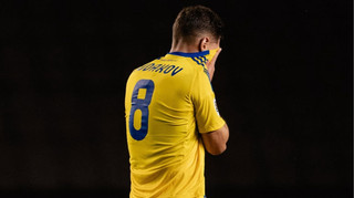 Емоційно поспілкувалися після матчу з Азербайджаном: гравці збірної України вислухали критику від фанів